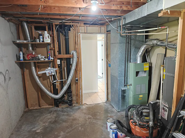 3718 S 8200 W — Photo 17