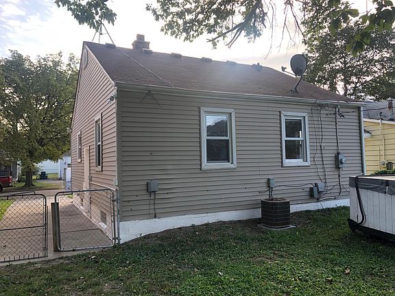 4th image of 1844 Warwick Ave