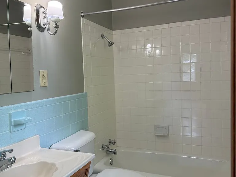 942 Margaret Dr — Photo 35