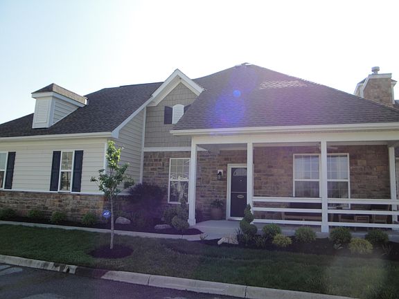 2nd image of 4444 Newport Loop N