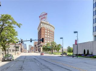 2107 Grand 602 Blvd, Kansas City, MO 64108