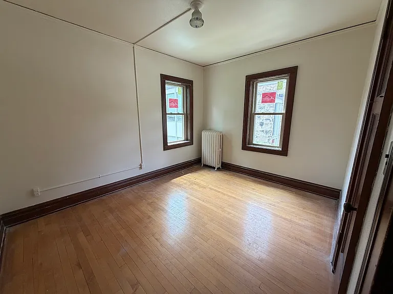 1825 Regent St — Photo 17