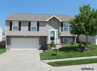 17828 Margo St, Omaha, NE 68136