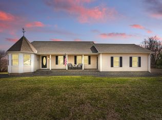 922 Hill St, Suffield, CT 06078