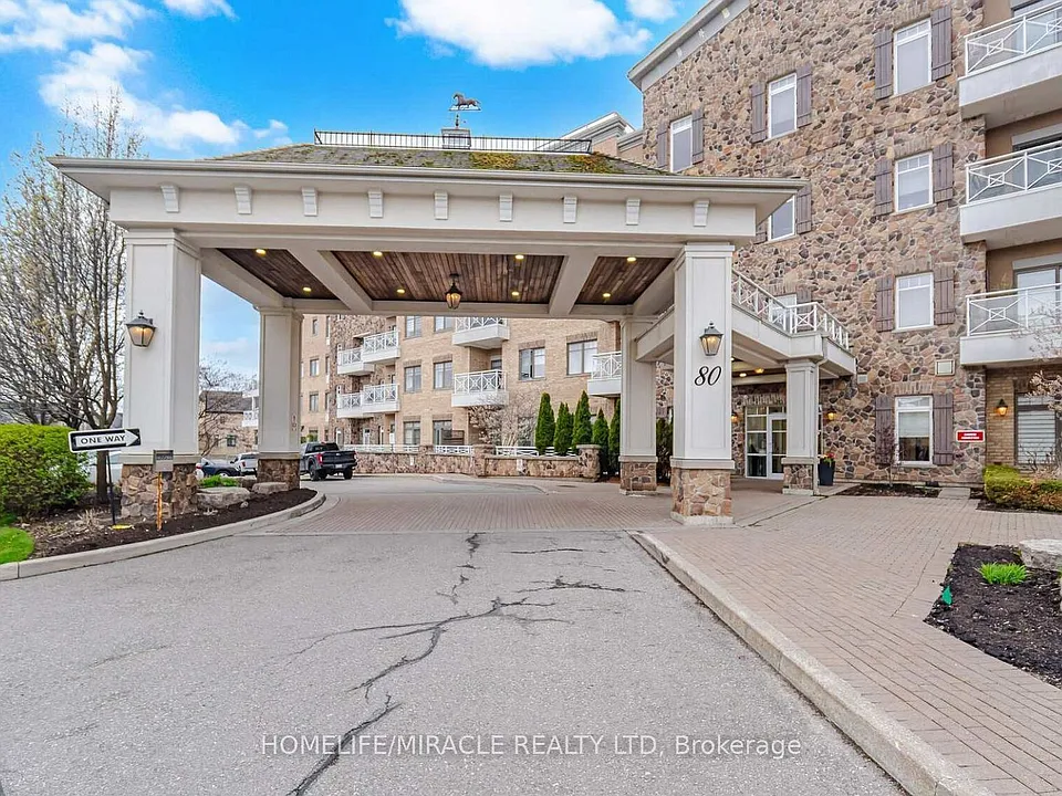80 Burns Blvd #425