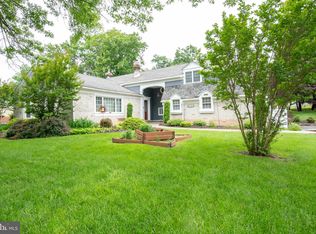 103 Briarwood Dr, Holland, PA