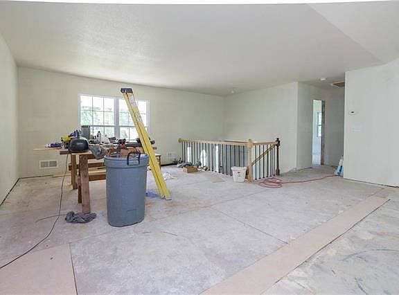 5th image of 6803 Lakeshore Dr