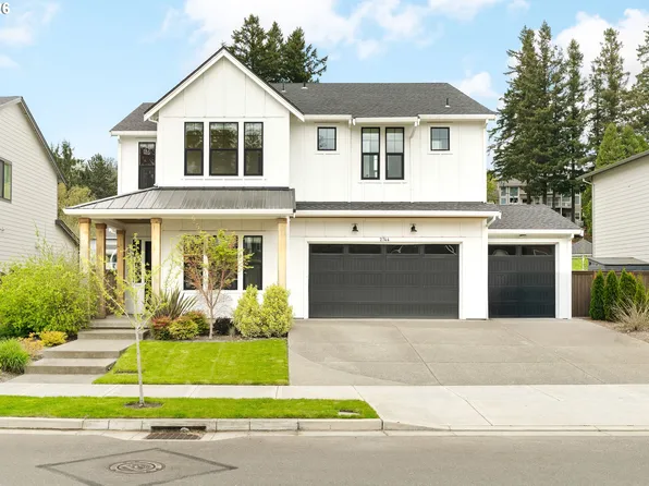 2744 Dahlia Dr, West Linn, OR 97068