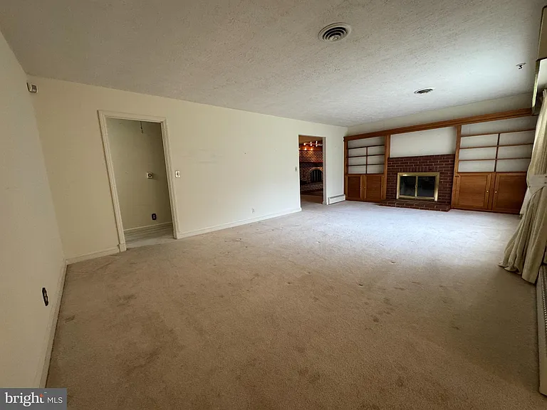 21500 Point Lookout Rd — Photo 8