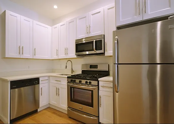 Rented by Bold New York | media 9