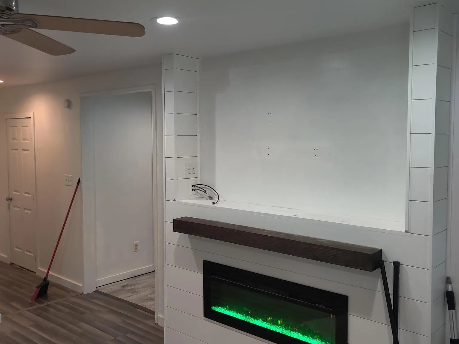 3 bed, 1100 sqft, $1,750 — Photo 2