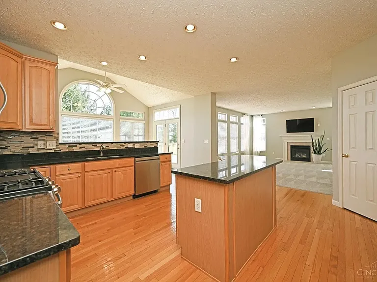 5939 Firm Stance Dr — Photo 11