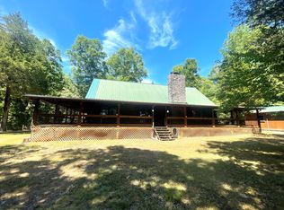 601 Whitaker Bend Dr, Linden, TN 37096