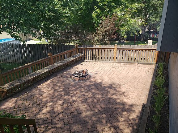 5th image of 8910 S 143rd Cir