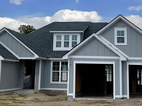 149 Audrey Ln, Hahira, GA 31632