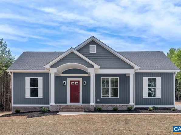 126 Firetower Ln, Keysville, VA 23947