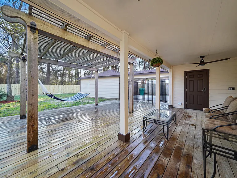27403 Caperidge Dr — Photo 25