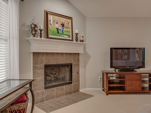 5th image of 8104 Chamizal Dr