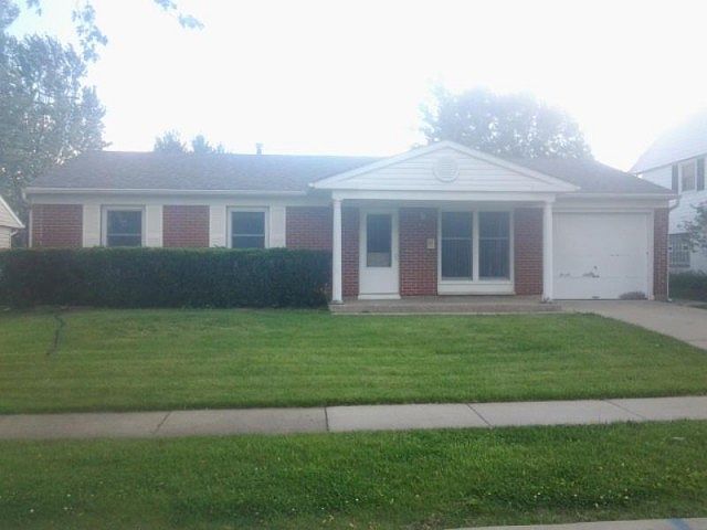 1st image of 801 E Streamwood Blvd