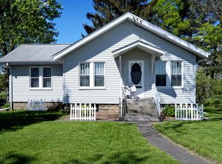 357 22nd St N, Springfield, MI 49037