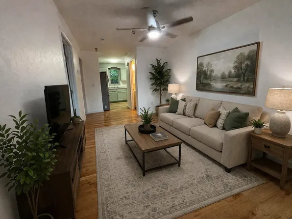 26 High St #A, Millbury, MA 01527