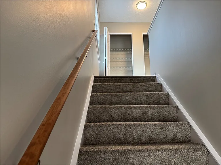 1301 Hill Park Ct — Photo 13
