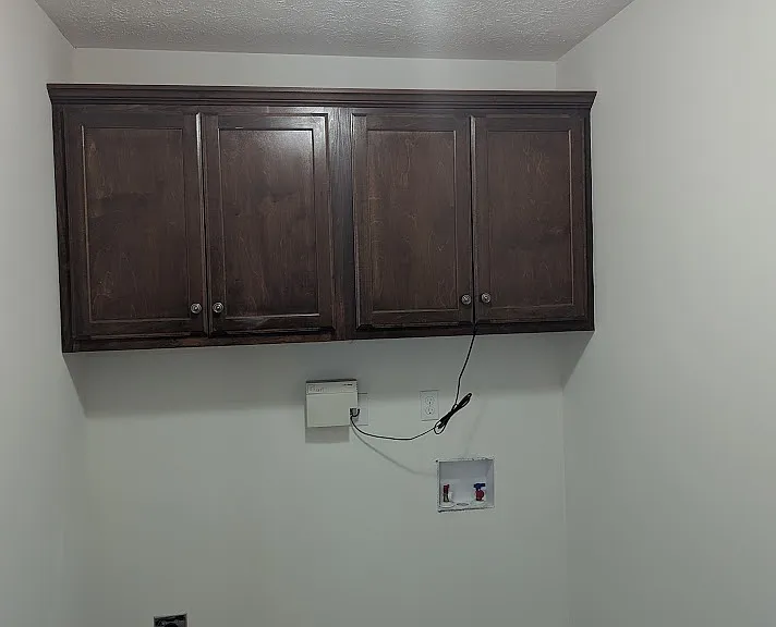 584 Douglas Ln — Photo 5