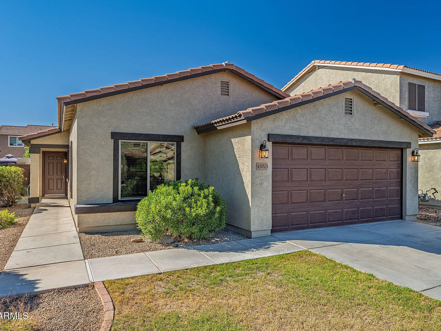 3 bed, 2.0 bath, 1653 sqft, $2,000 — Photo 4