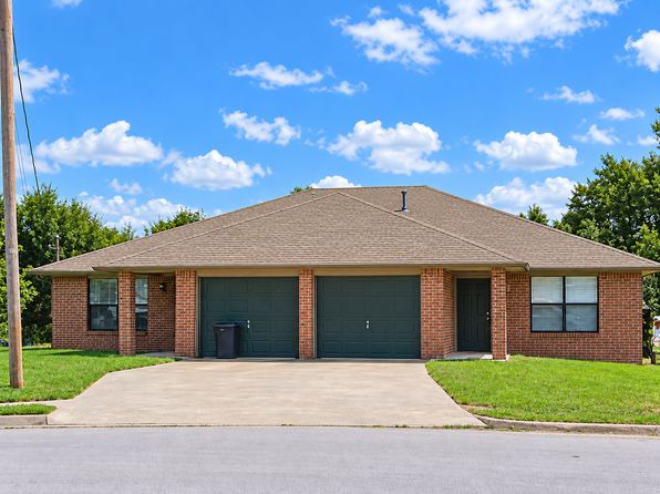 6747 Kathleen Cir