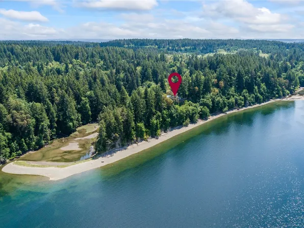 8615 Higgins Cove Road, Anderson Island, WA 98303