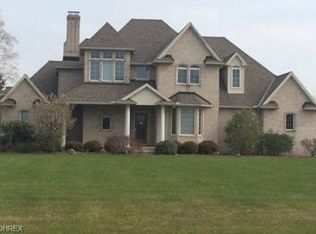 176 Mallard Creek Run, Lagrange, OH 44050