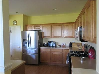 3rd image of 13368 Glenwood Dr