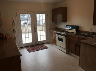 925 Kirkwood Blvd, Davenport, IA