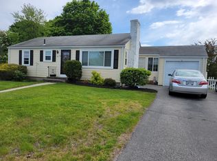 43 Elm Dr, Cranston, RI 02920