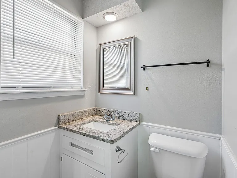 4008 SE 46th St — Photo 22