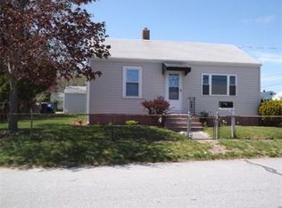 27 Front St, Swansea, MA 02777