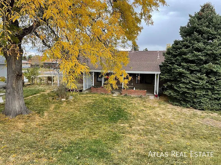 640 E Easter Ave — Photo 5