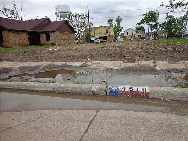 2nd image of 4510 Ebb Tide Dr