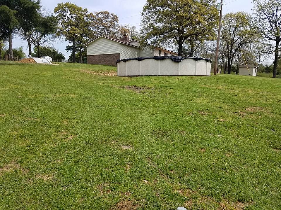 2nd image of 332 Rocky Branch Rd