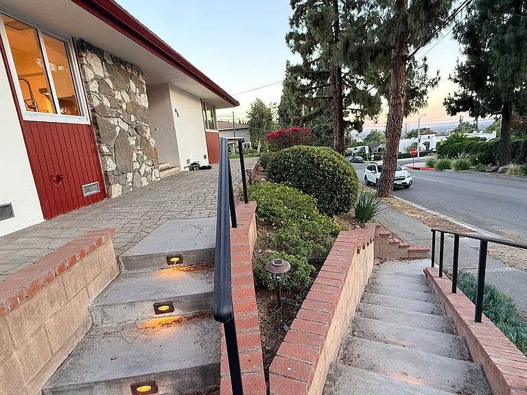 410 N Canyon Blvd — Photo 76