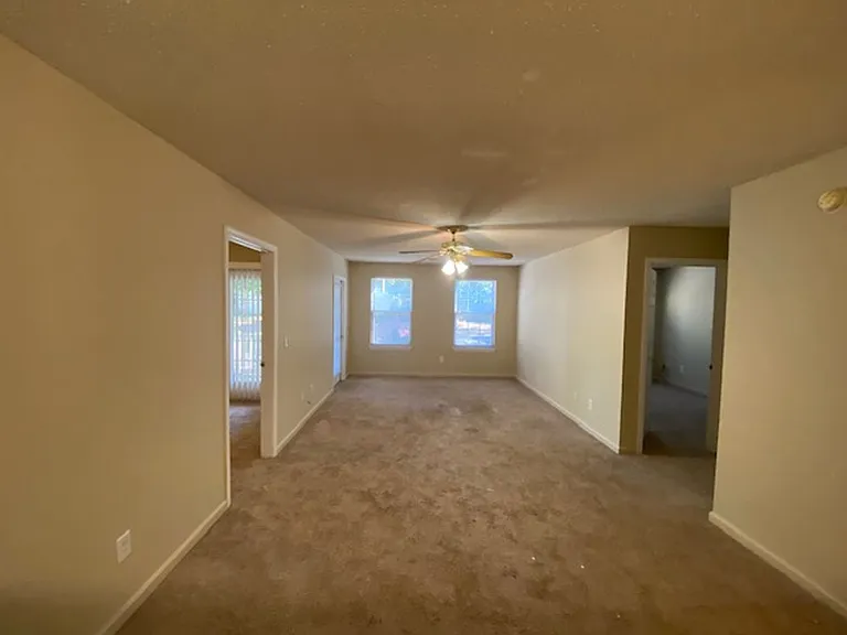 Deerwood Place Apartments - 2 bdrm / 2 bath — Photo 5