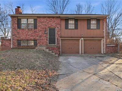2608 NW Pembroke Ct, Blue Springs, MO, 64015