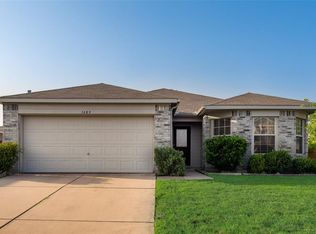 1409 Feather Crest Dr, Krum, TX 76249