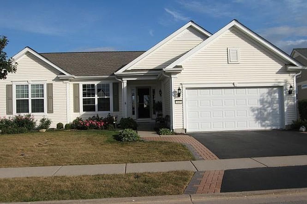 640 Lincoln Cir - Property Image