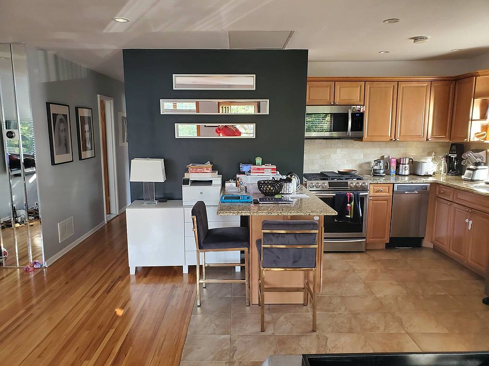1st image of 2600 E 64th St #2