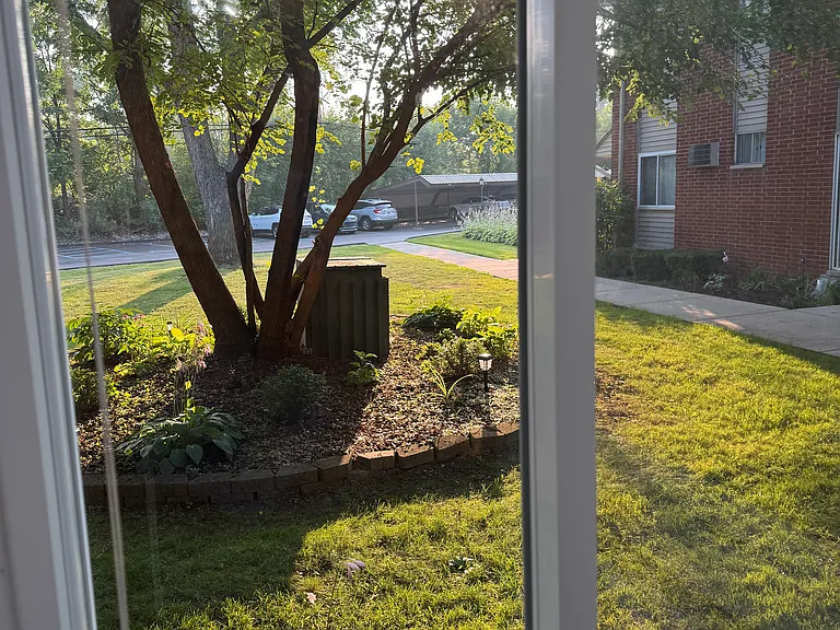 3927 Benjamin Ave #2 — Photo 7