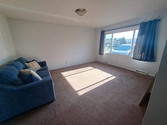 2nd image of 3353 Brown St #3353