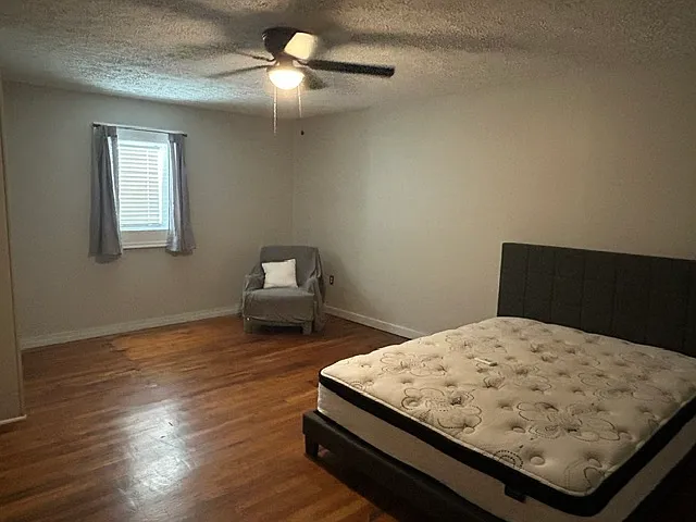 707 1/2 E Elk Ave #1 — Photo 15