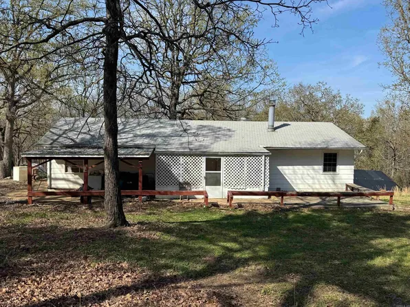 326 Fairground Rd, Ash Flat, AR 72513
