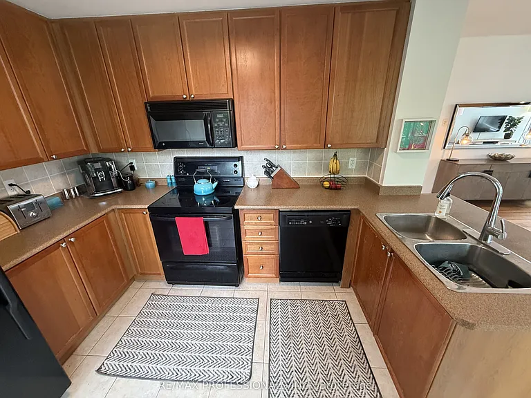 80 Port St E #216 — Photo 26